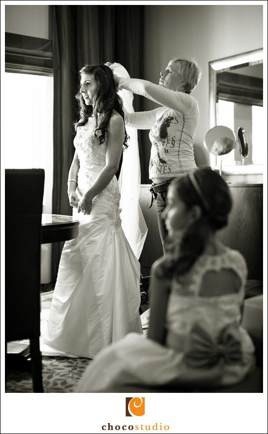 Bridal preparations in San Mateo Marriott